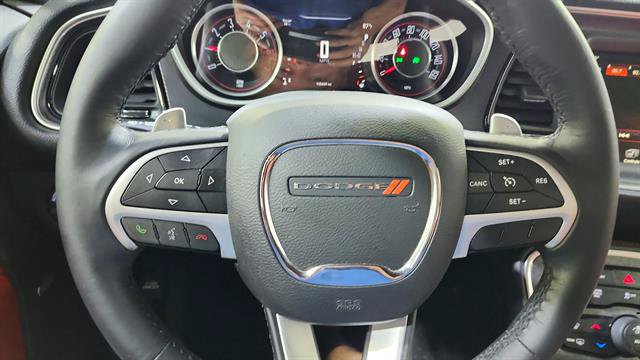Used 2015 Dodge Challenger R/T Plus RWD image 14