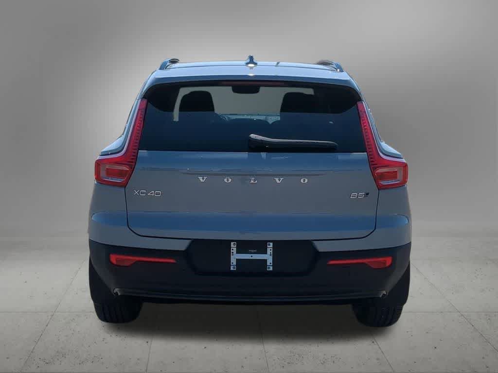 New 2026 Volvo XC40 B5 Plus w/ Protection Package Premier AWD/4WD image 5