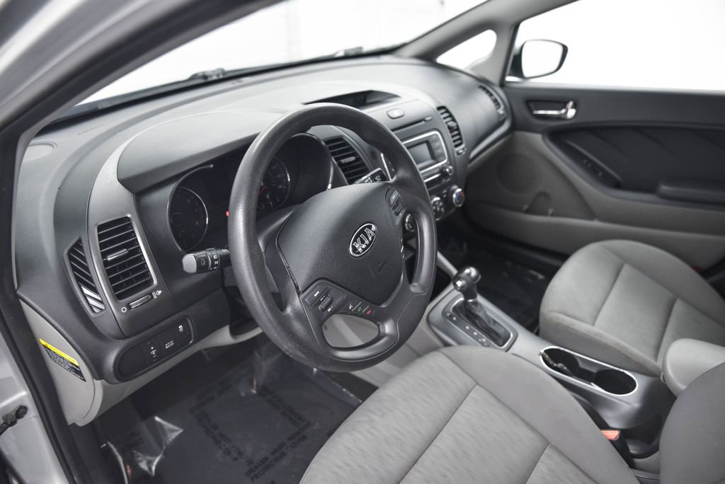 Used 2016 Kia Forte LX image 16