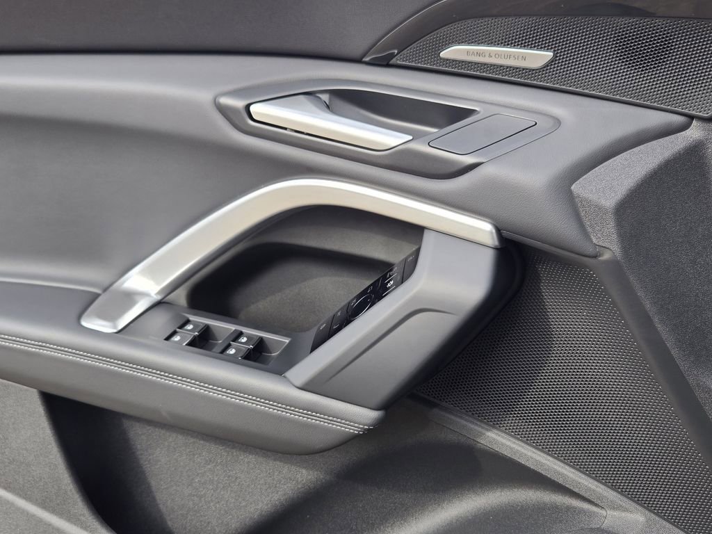 Certified 2025 Audi Q5 Premium Plus w/ Premium Plus image 26