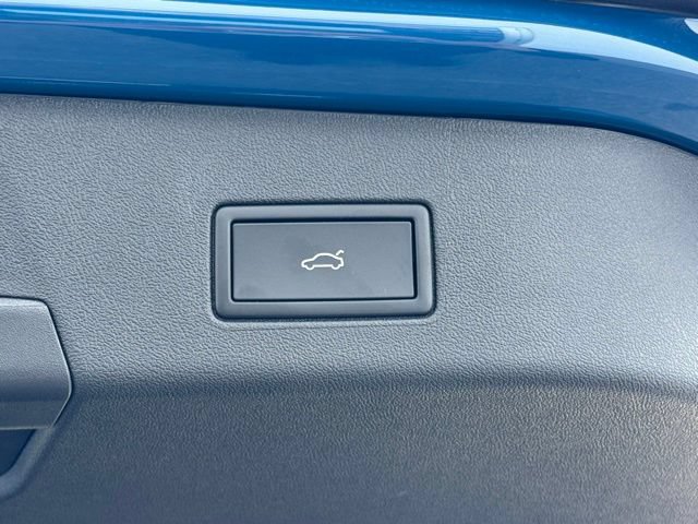 New 2025 Volkswagen ID.4 Pro S Plus AWD/4WD image 19