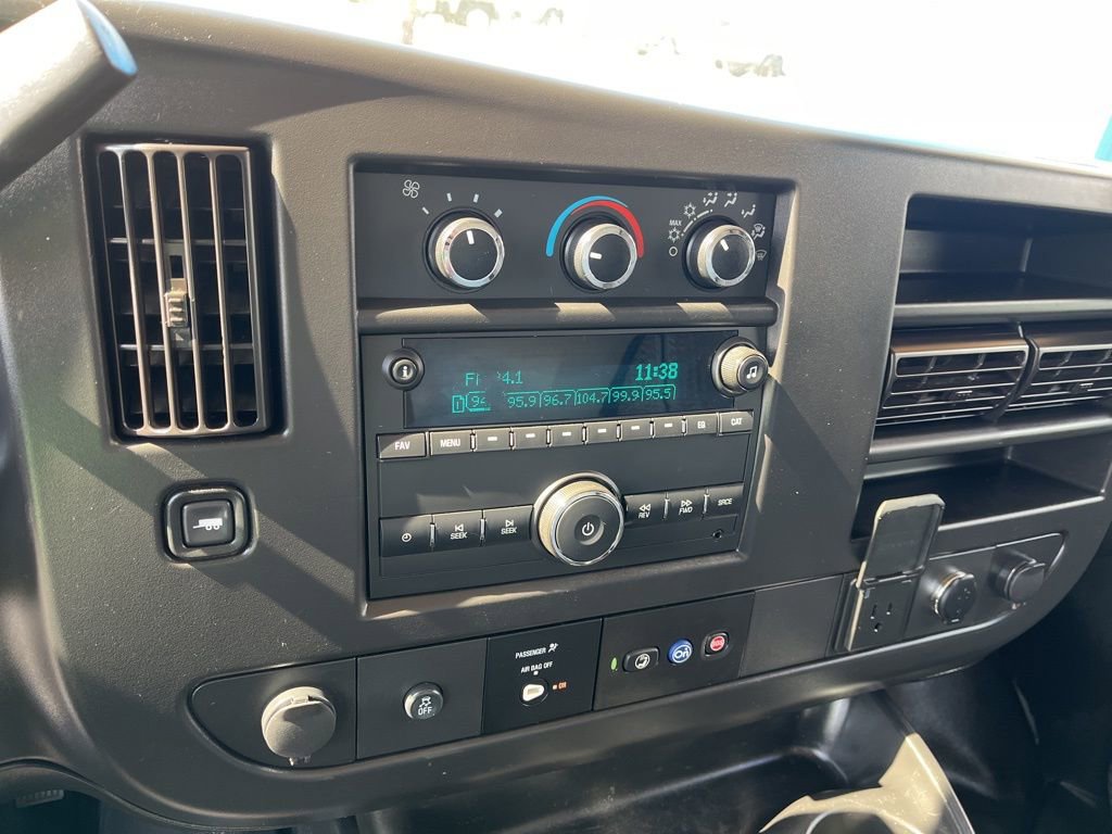 Used 2023 Chevrolet Express 3500 w/ Power Convenience Package image 21