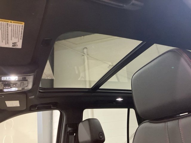 Used 2022 Chevrolet Tahoe RST image 21