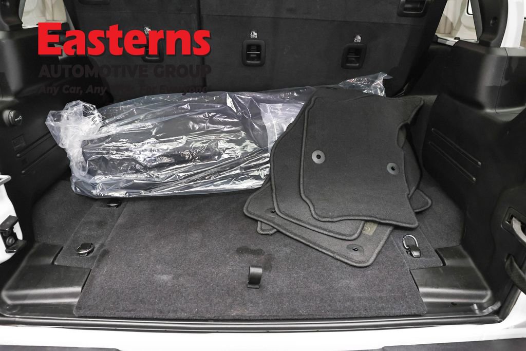 Used 2025 Jeep Wrangler Unlimited Sahara image 23