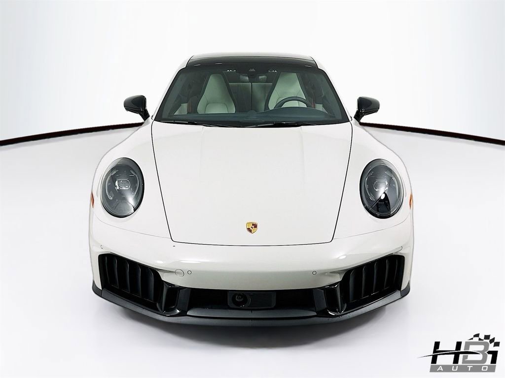 Used 2026 Porsche 911 Carrera GTS image 3