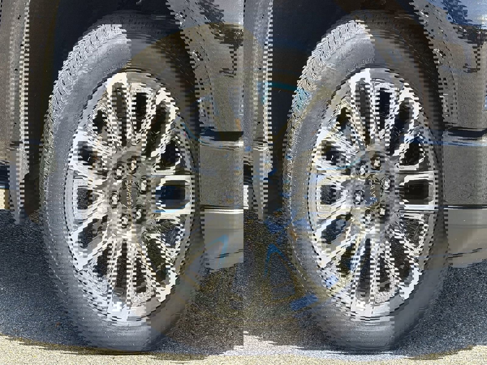 Used 2025 GMC Sierra 1500 Denali Ultimate image 21