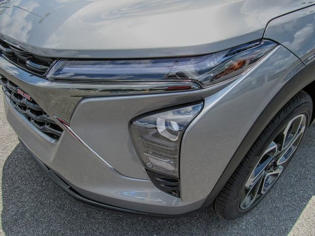 New 2025 Chevrolet Trax RS w/ Driver Confidence Package image 7