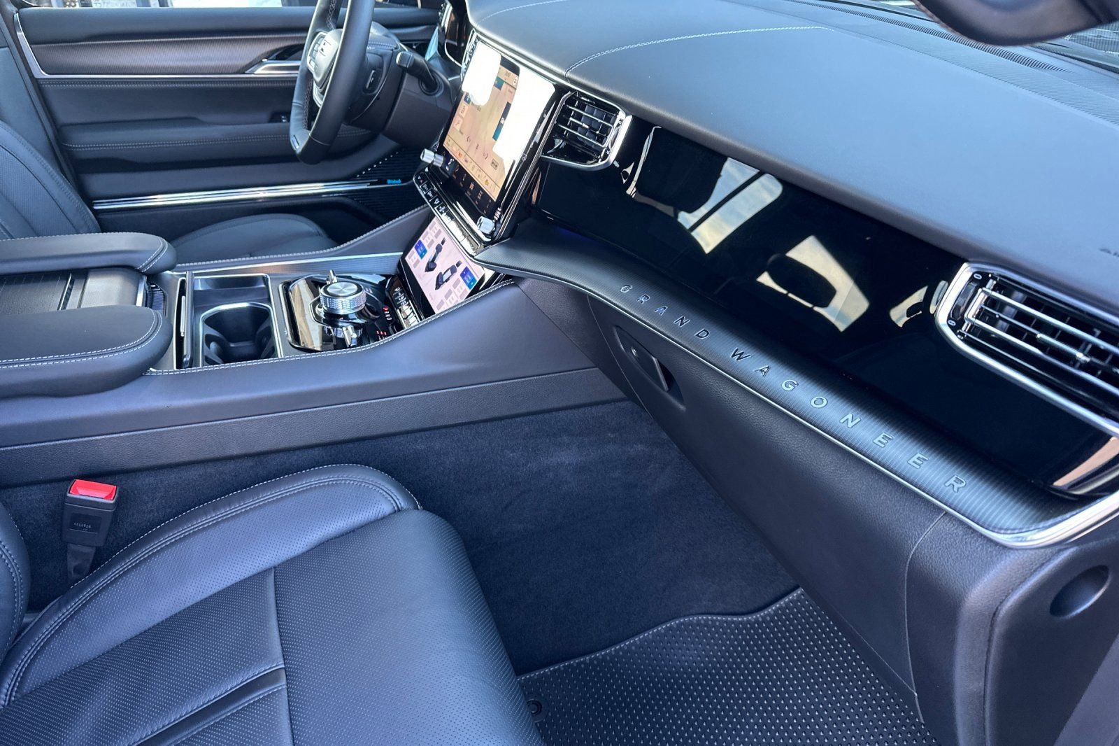 New 2026 Jeep Grand Wagoneer Summit image 20