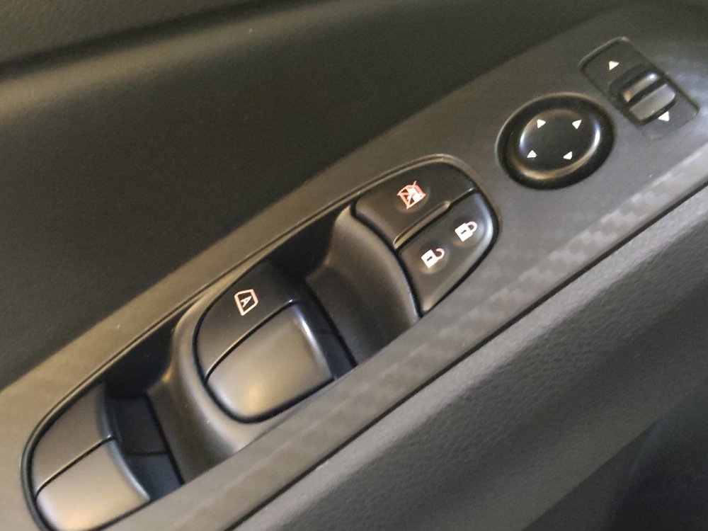 Used 2024 Nissan Altima 2.5 SV image 27