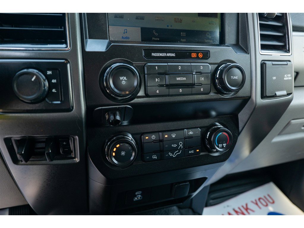 Used 2022 Ford F450 XLT w/ Camper Package image 19