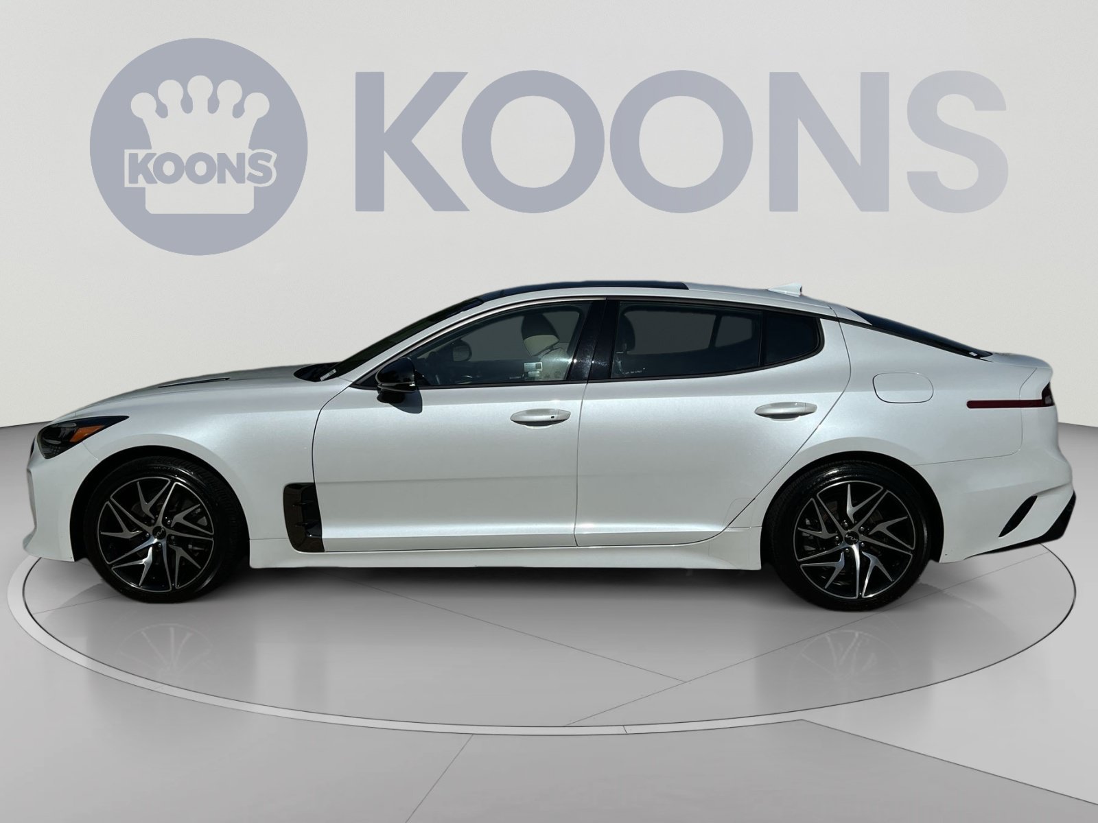 Used 2023 Kia Stinger GT-Line w/ Sun & Sound Package AWD/4WD image 7