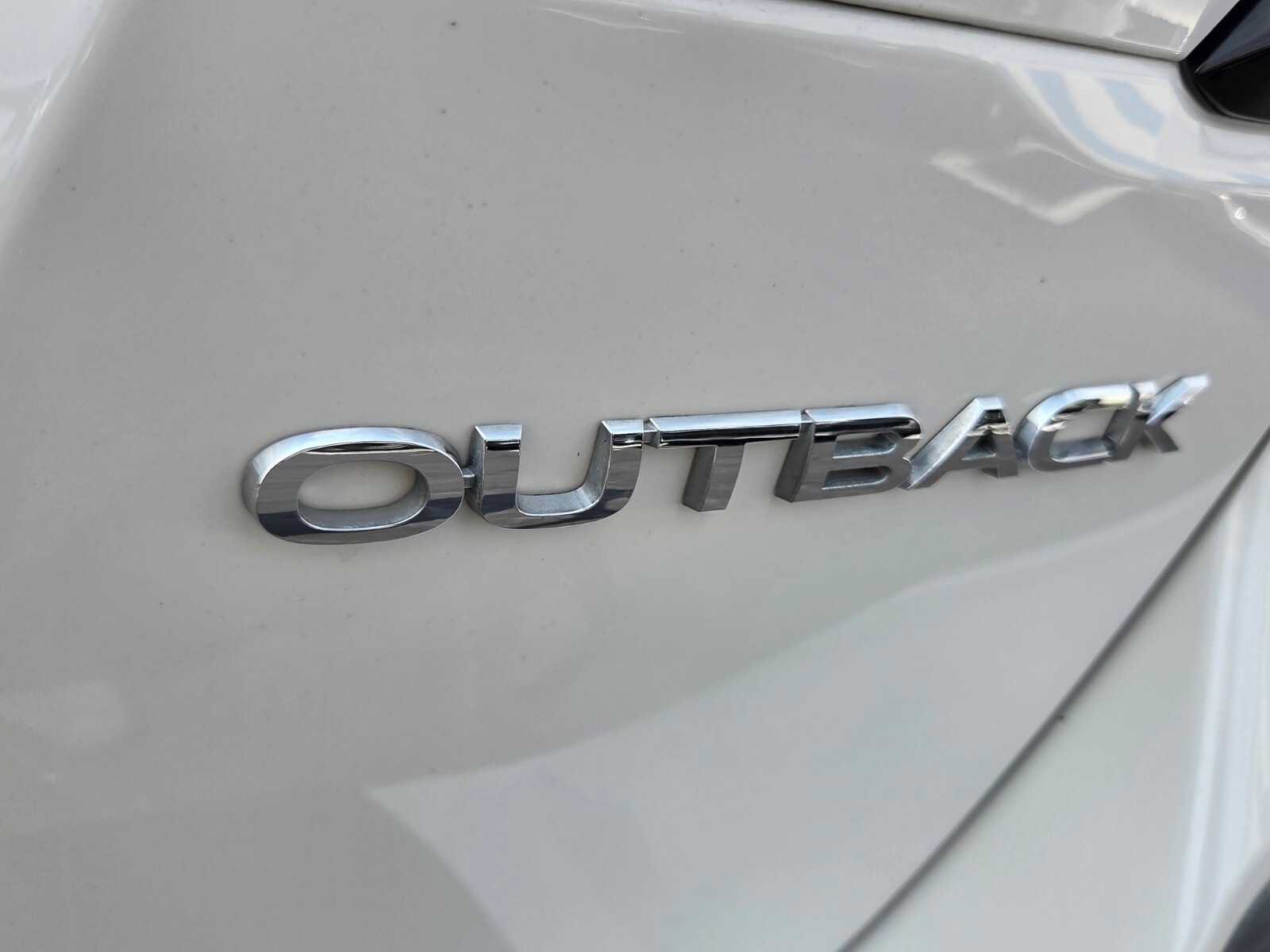 Used 2020 Subaru Outback Limited w/ Popular Package #2 AWD/4WD image 17