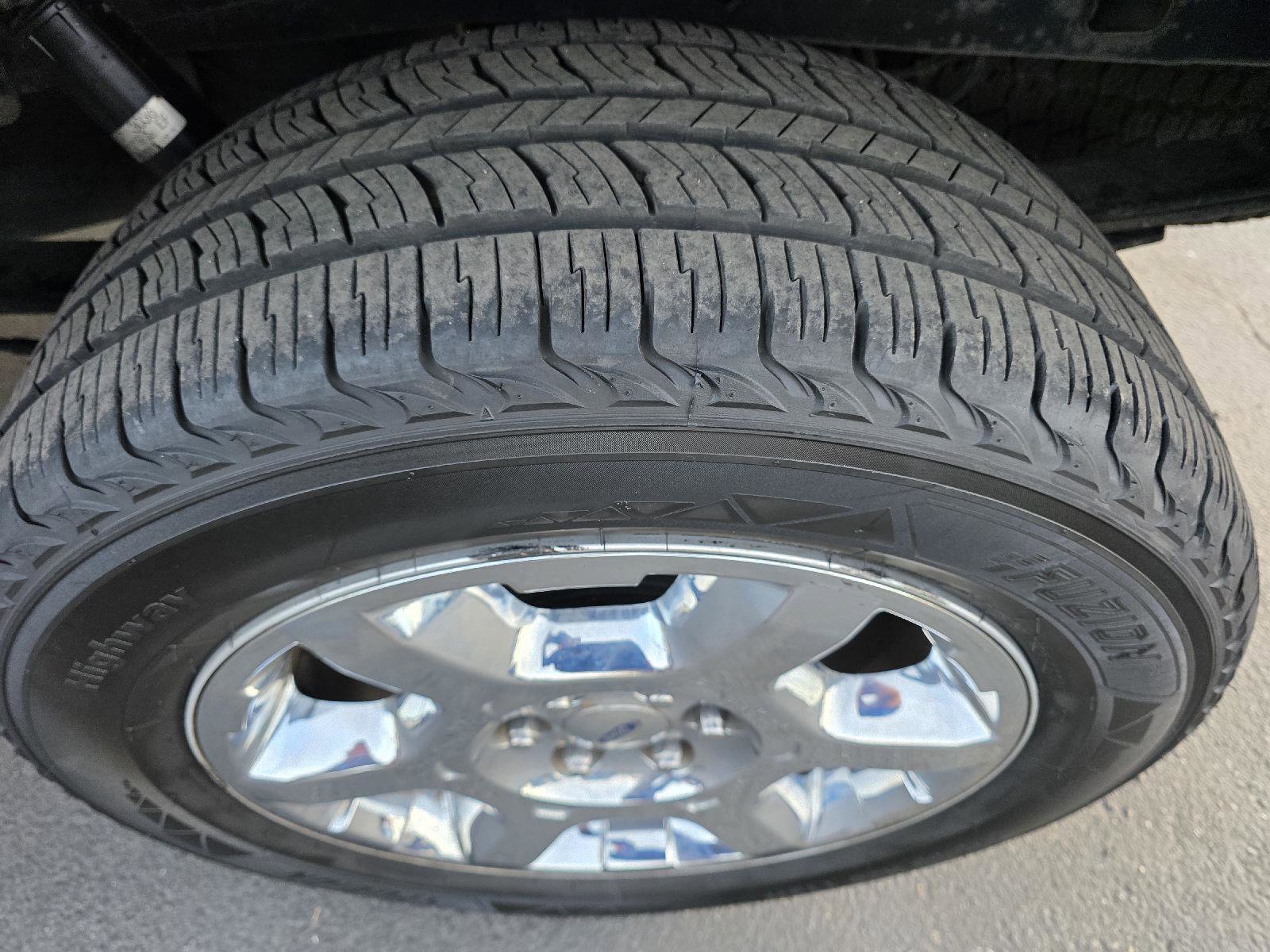 Used 2014 Ford F150 Lariat w/ Equipment Group 502A Luxury image 22