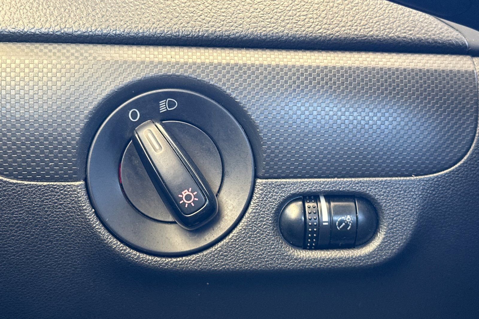 Used 2014 Volkswagen Jetta S image 28