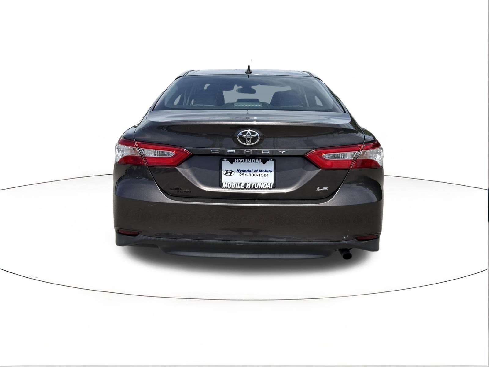 Used 2020 Toyota Camry LE FWD image 4
