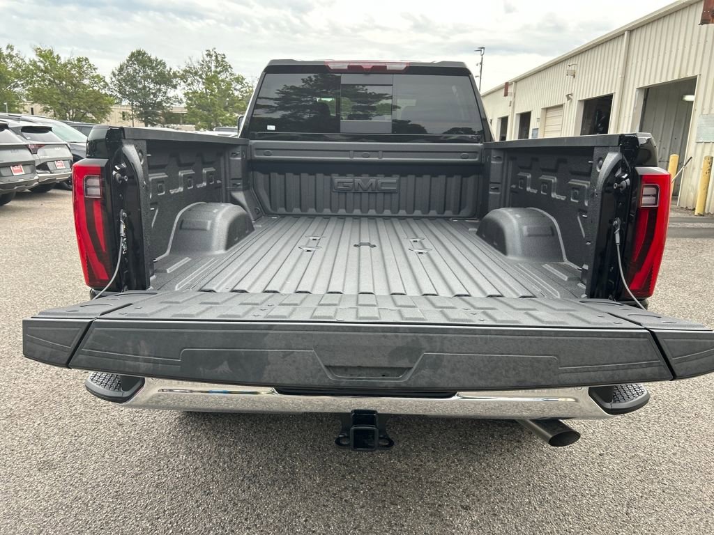 New 2026 GMC Sierra 2500 SLT w/ SLT Premium Package image 28
