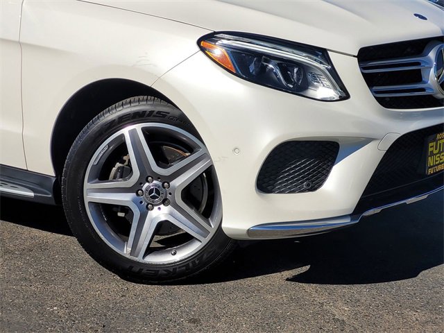 Used 2019 Mercedes-Benz GLE 400 4MATIC image 9