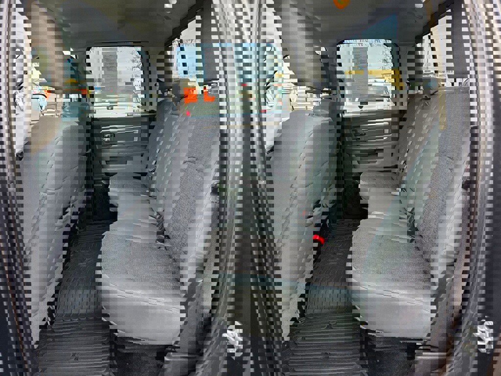 Used 2017 RAM 1500 Big Horn image 9