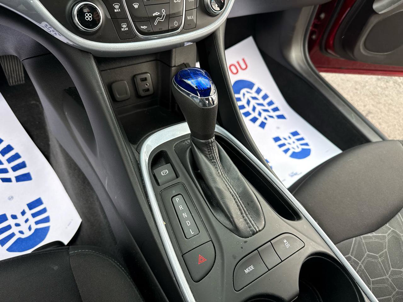 Used 2018 Chevrolet Volt LT FWD image 15