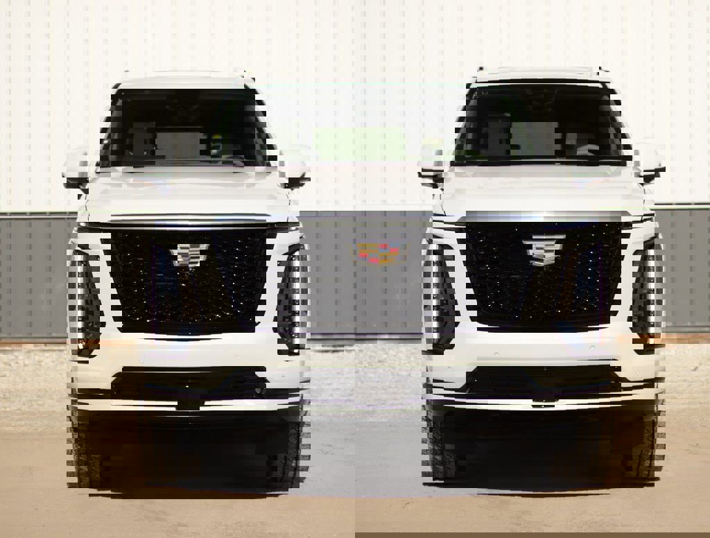 New 2026 Cadillac Escalade Platinum Sport w/ LPO, Floor Liner Package image 2