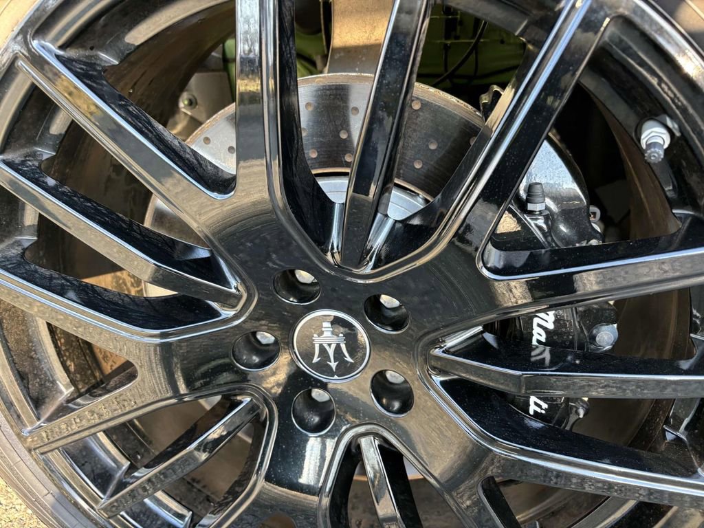 New 2023 Maserati Levante Modena image 48