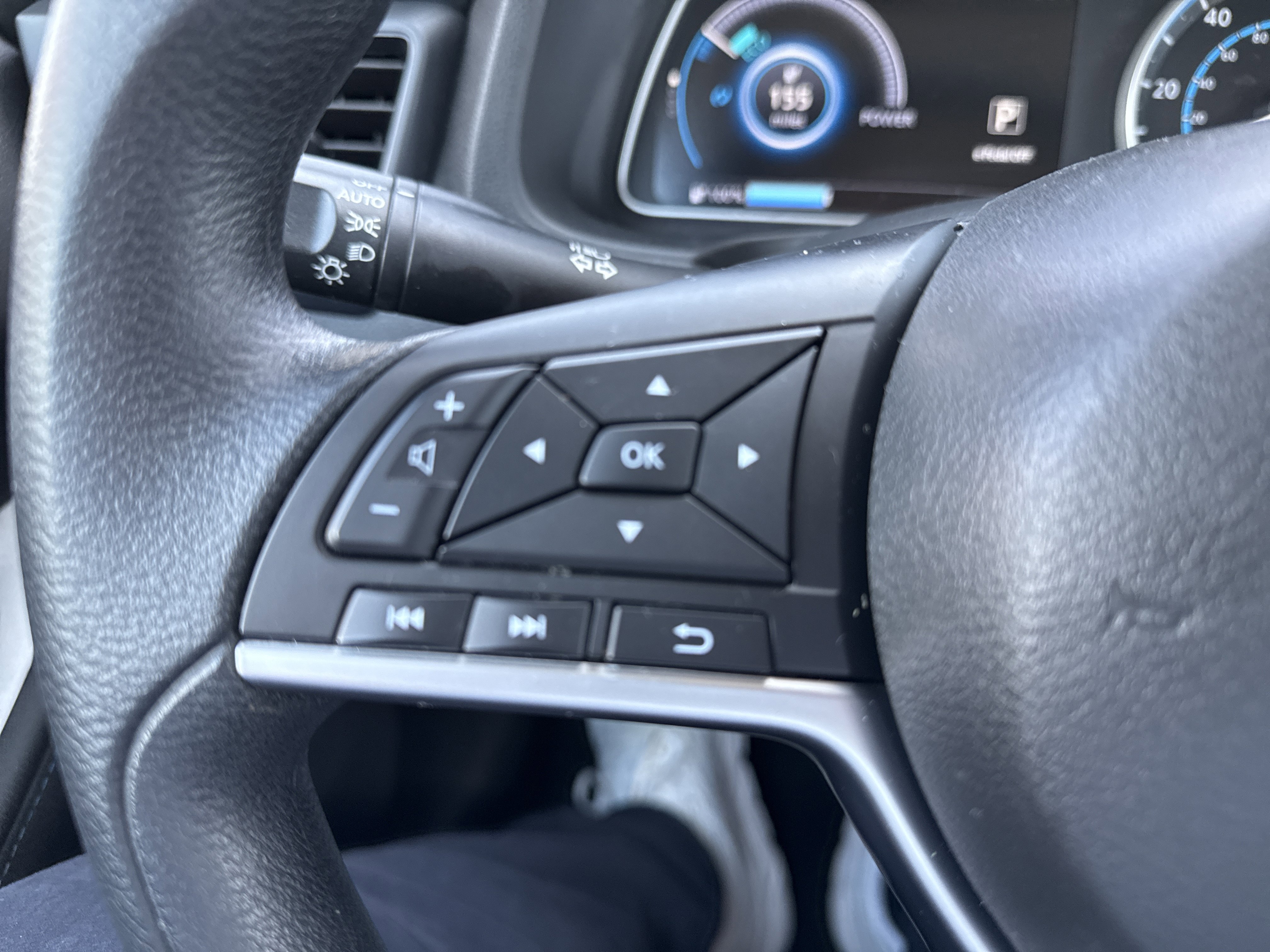 Certified 2023 Nissan Leaf S image 21