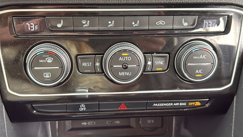 Used 2023 Volkswagen Atlas SEL image 19