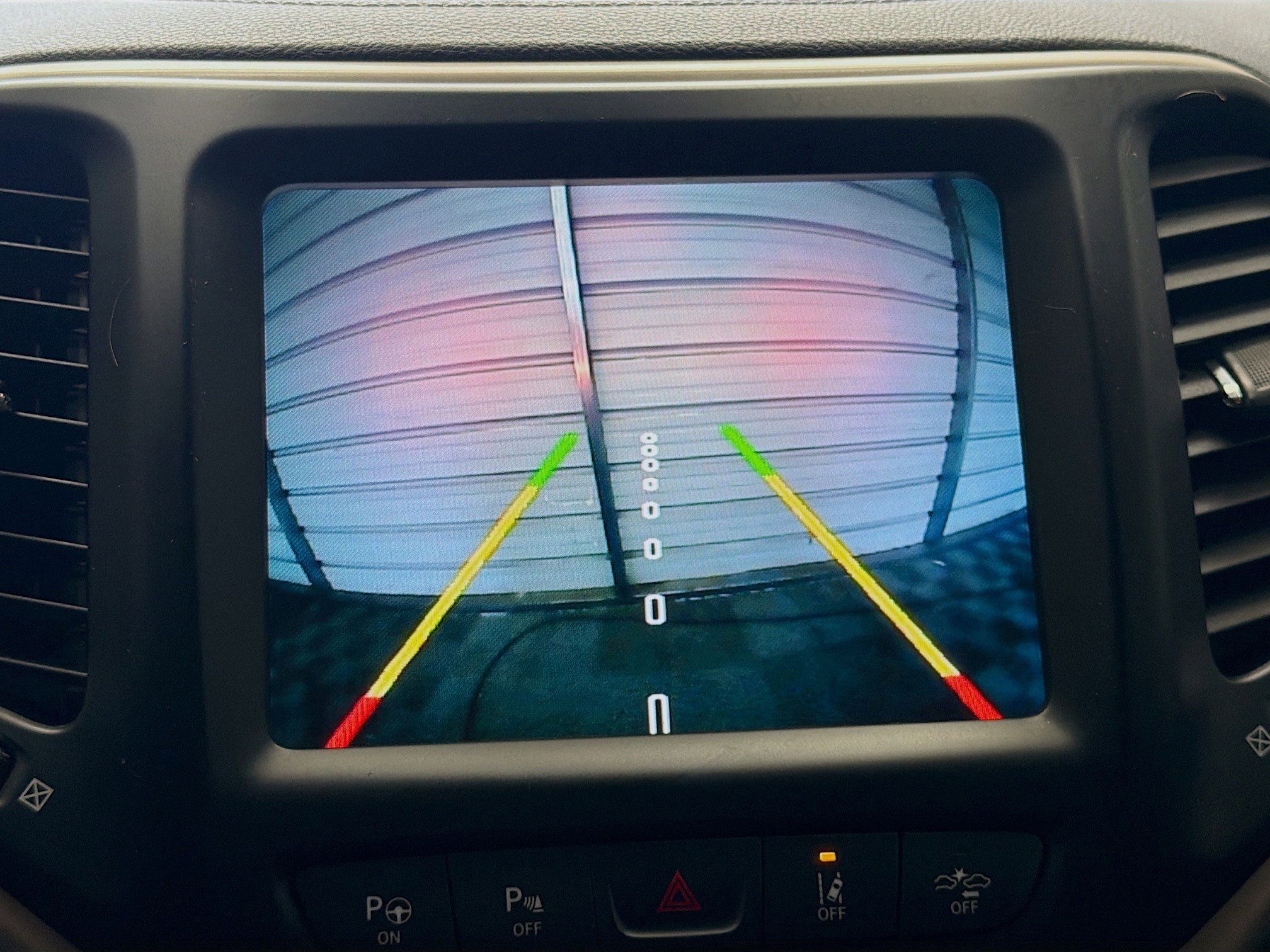 Used 2014 Jeep Cherokee Limited w/ Technology Group image 14