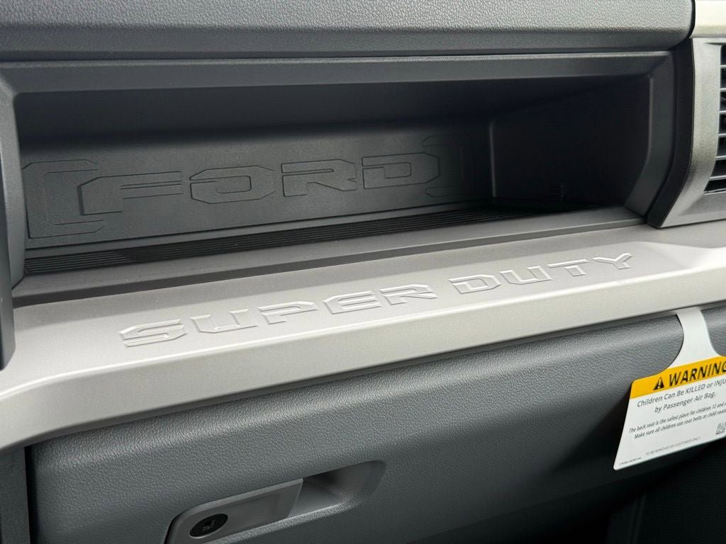 New 2025 Ford F550 2WD Regular Cab Super Duty image 23