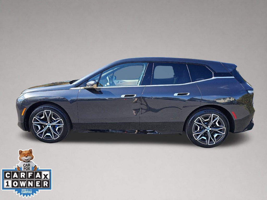 Used 2024 BMW iX xDrive50 w/ Premium Package AWD/4WD image 7