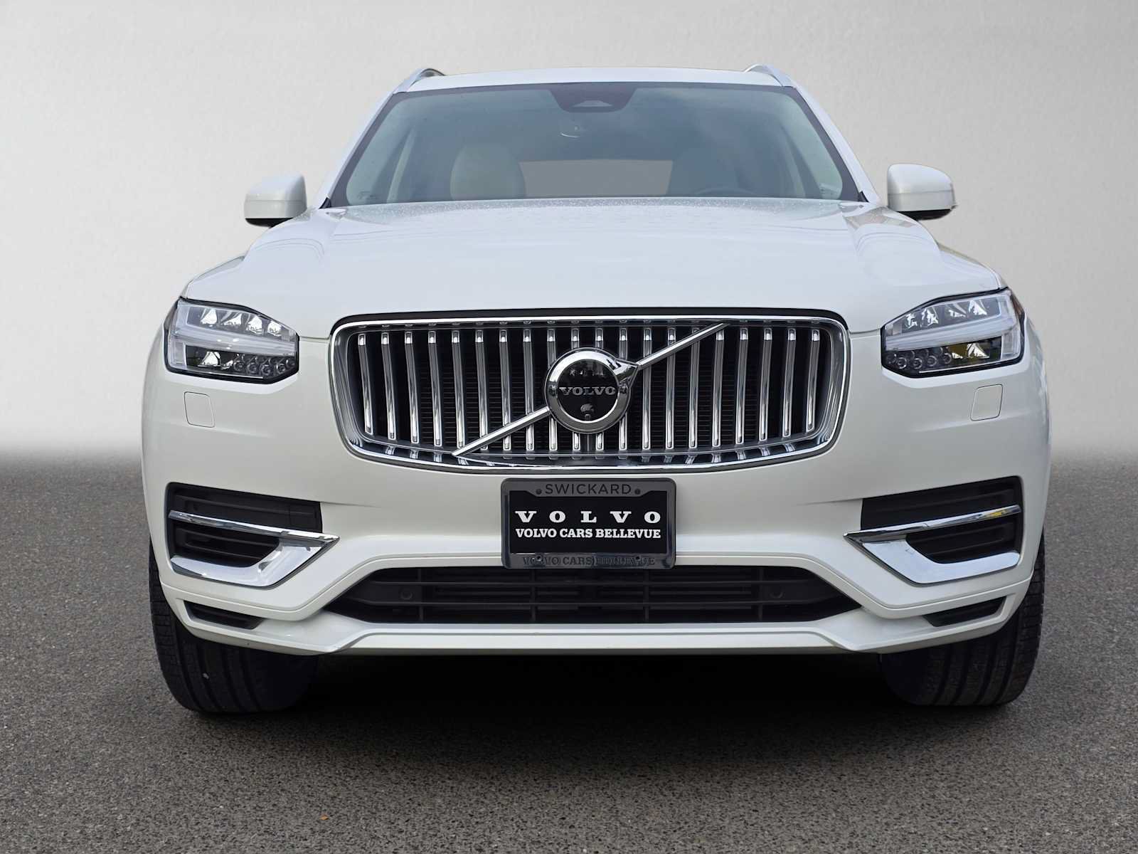 Certified 2025 Volvo XC90 T8 Plus w/ Protection Package Premier AWD/4WD image 9