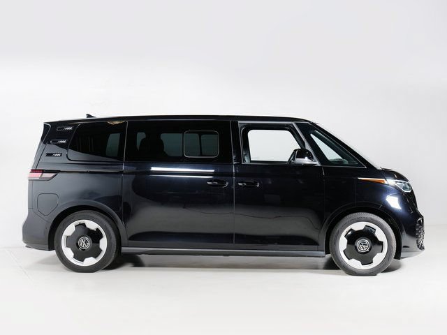 Used 2025 Volkswagen ID. Buzz Pro S Plus AWD/4WD image 29