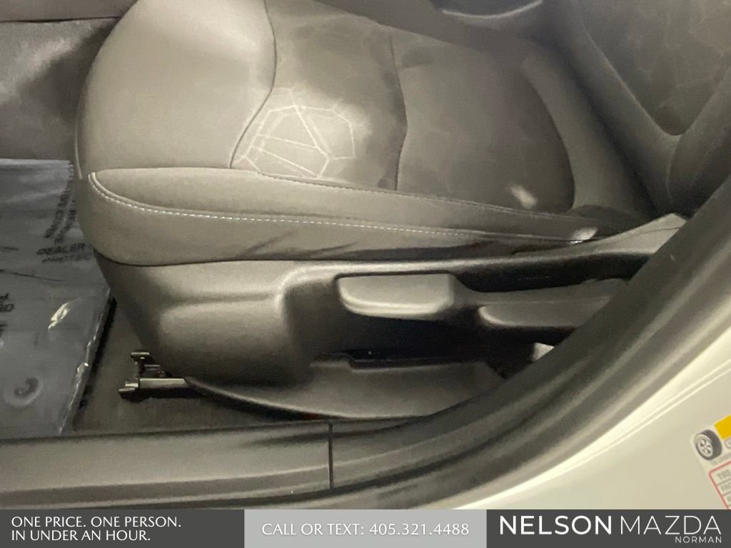 Used 2018 Chevrolet Volt LT w/ Comfort Package FWD image 25