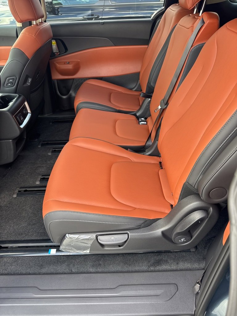 New 2026 Kia Carnival SX image 11