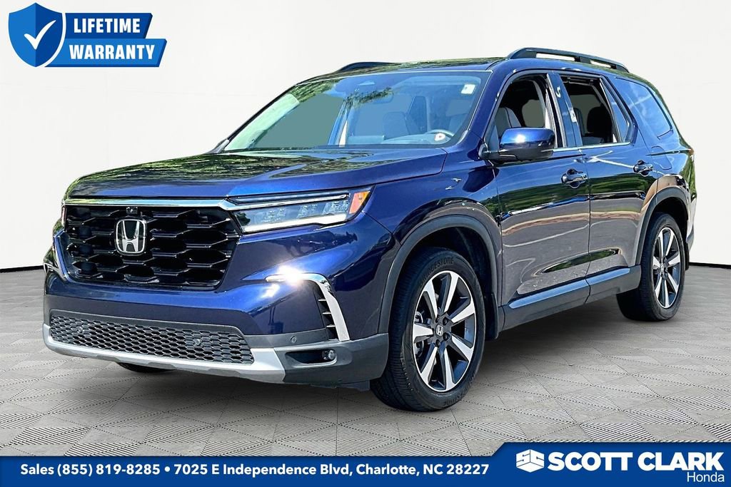 Used 2023 Honda Pilot Elite image 3