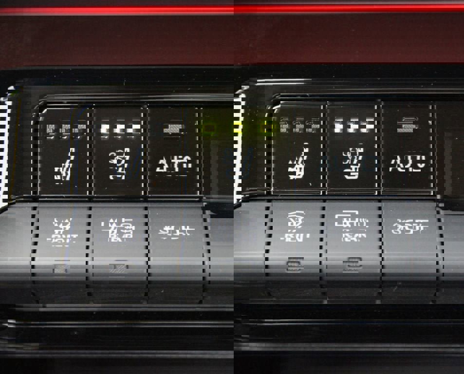 Used 2024 Toyota Prius Prime Premium w/ Advanced Technology Package image 9