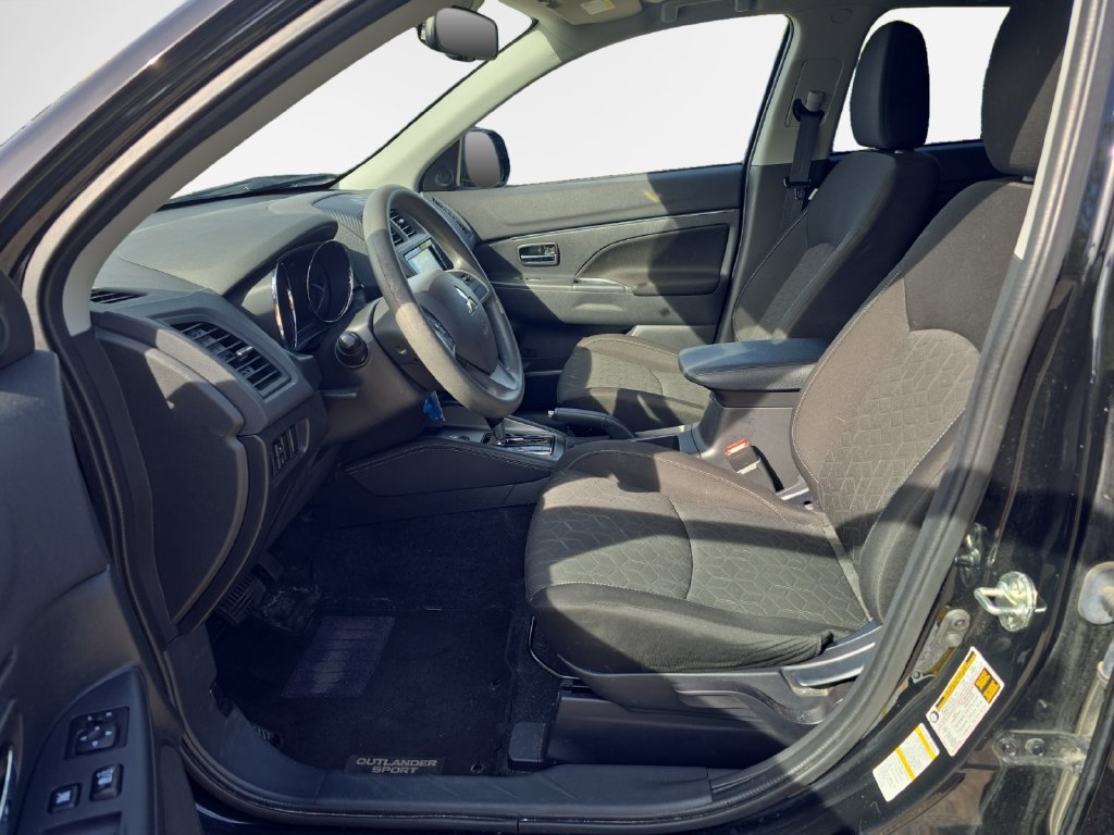 Used 2022 Mitsubishi Outlander Sport ES AWD/4WD image 12