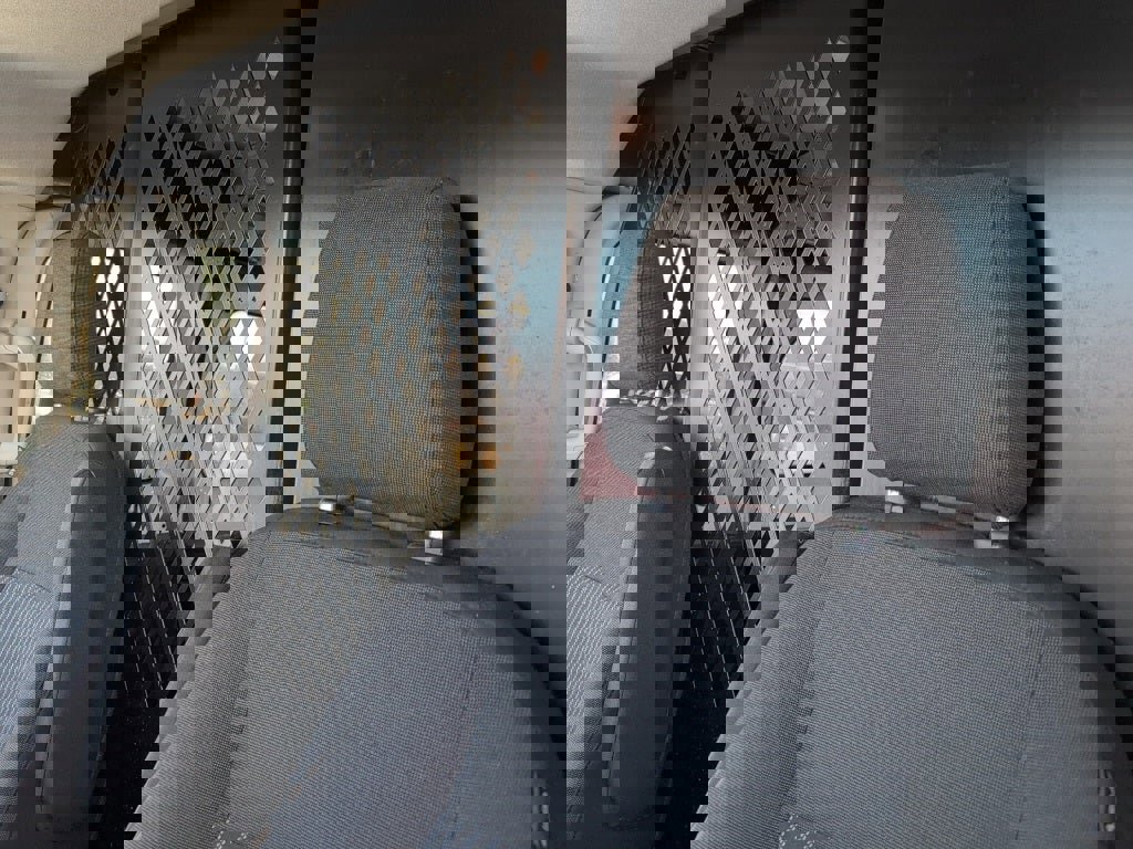 Used 2018 Ford Transit 250 130 Low Roof w/ Exterior Upgrade Package image 8