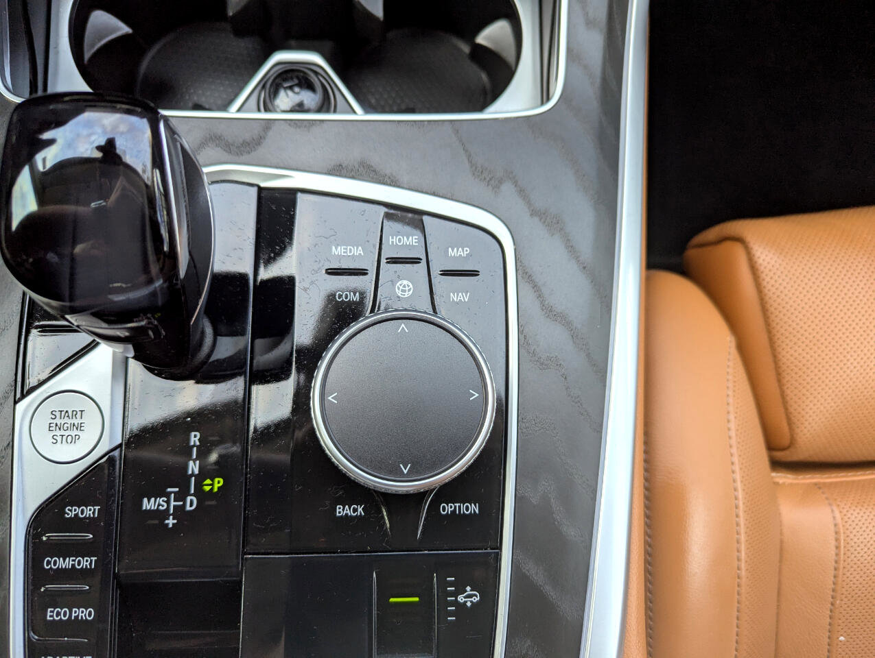 Used 2022 BMW X7 xDrive40i w/ Luxury Seating Package image 32