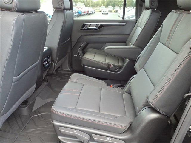New 2026 Chevrolet Suburban RST w/ Comfort Package image 8