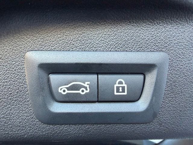 Used 2022 BMW X5 xDrive45e AWD/4WD image 24