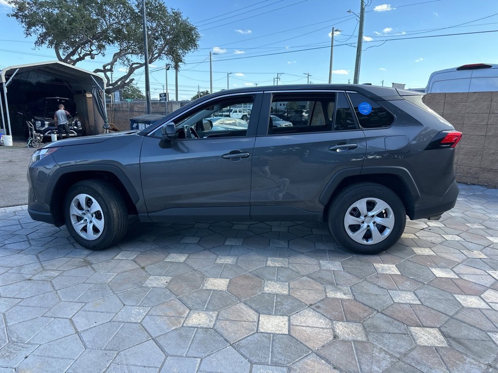 Used 2025 Toyota RAV4 LE image 8