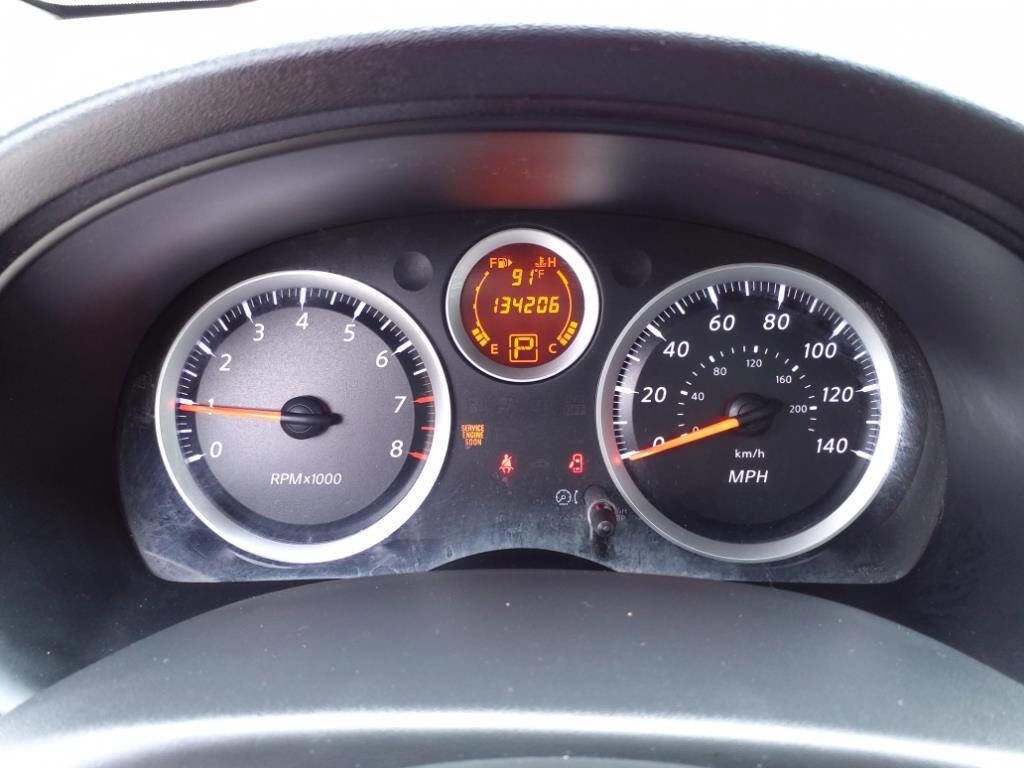 Used 2012 Nissan Sentra 2.0 SR w/ Special Edition Pkg image 16