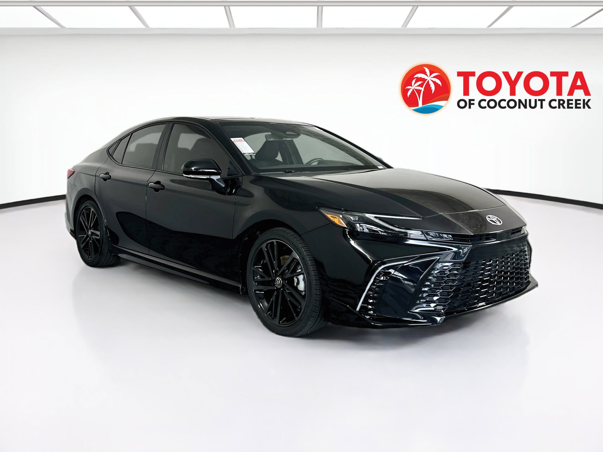 Certified 2025 Toyota Camry XSE FWD image 1