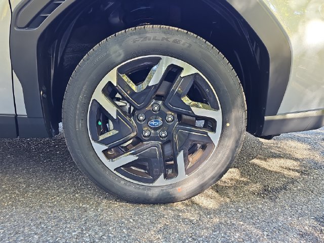 New 2026 Subaru Forester Premium AWD/4WD image 19