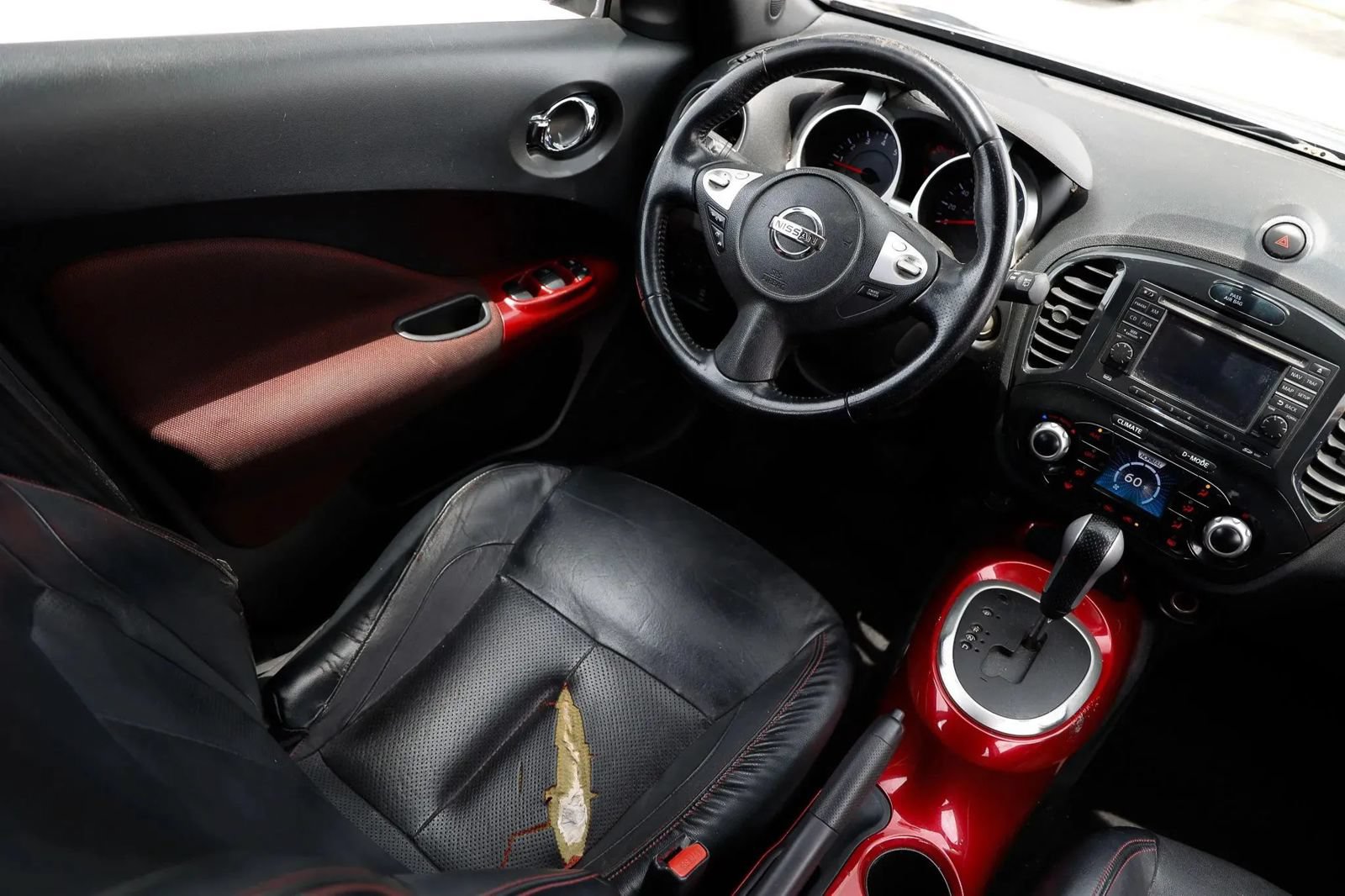 Used 2013 Nissan Juke SL w/ Sport Pkg AWD/4WD image 12