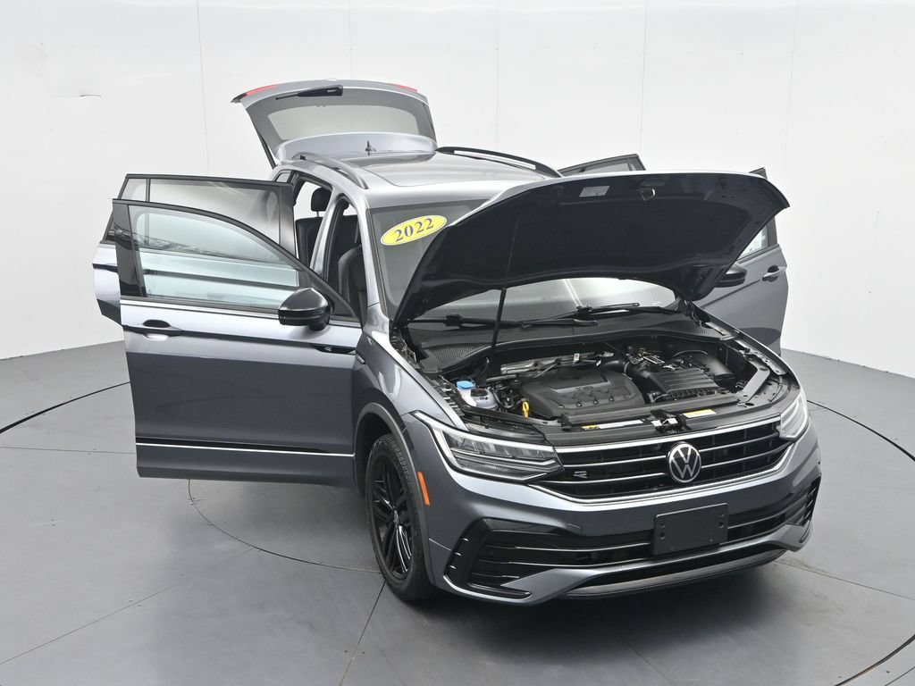 Used 2022 Volkswagen Tiguan SE R-Line AWD/4WD image 45
