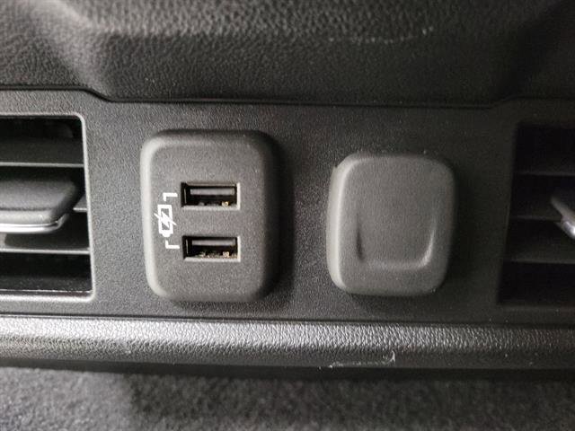 Used 2021 Chevrolet Silverado 1500 RST image 16