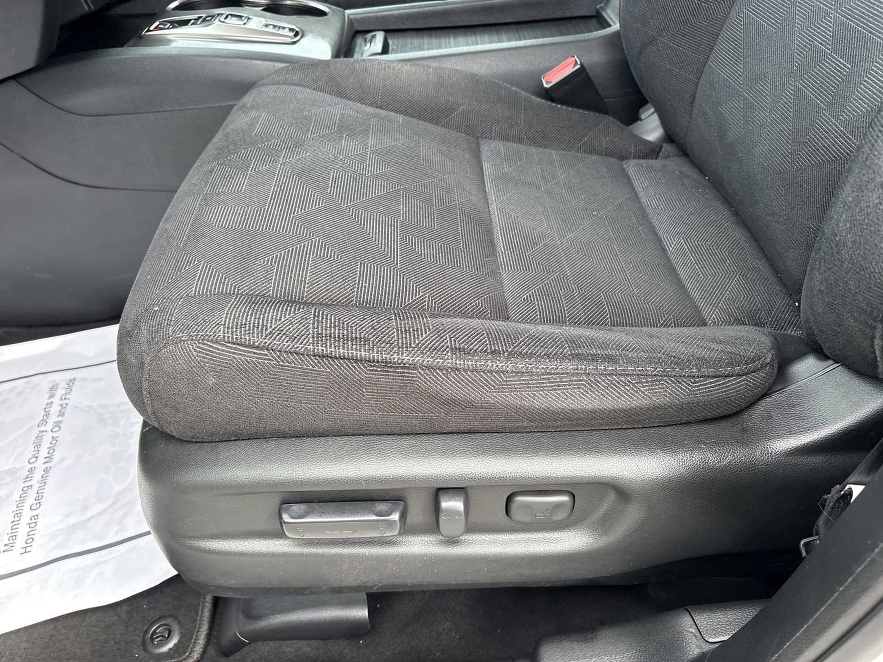 Used 2022 Honda Pilot Sport image 15