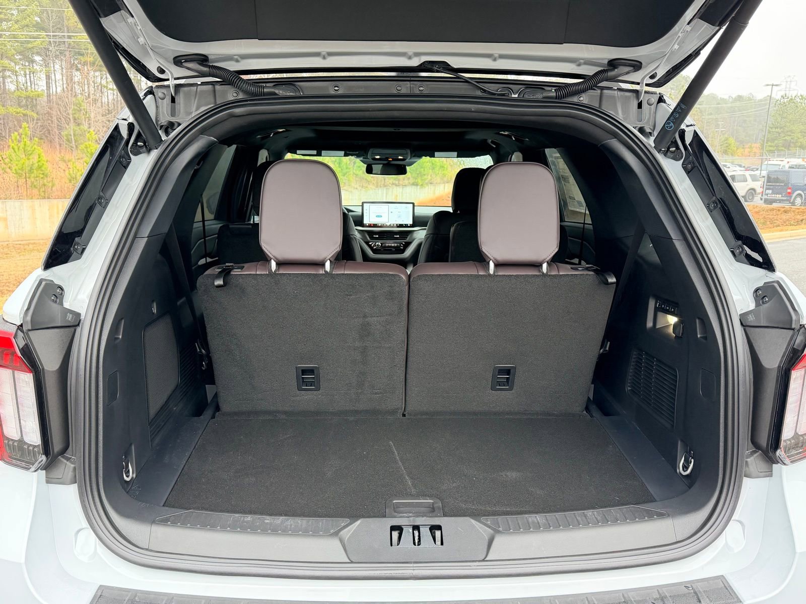 New 2026 Ford Explorer Platinum AWD/4WD image 15